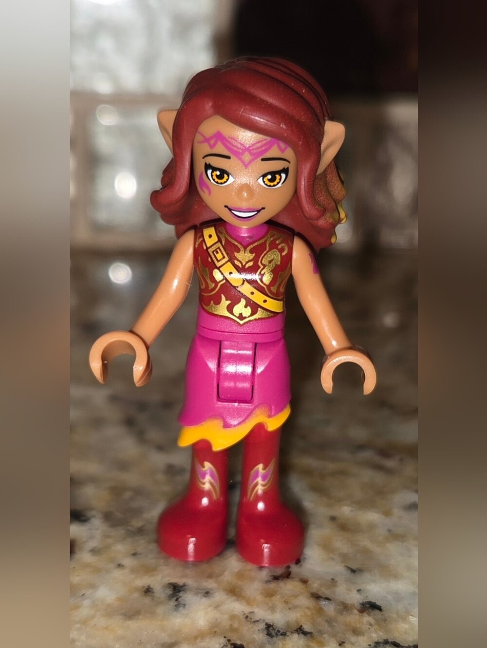 LEGO Elves Azari Firedancer Minifigure Arm Tattoo 41196 Mini Fig